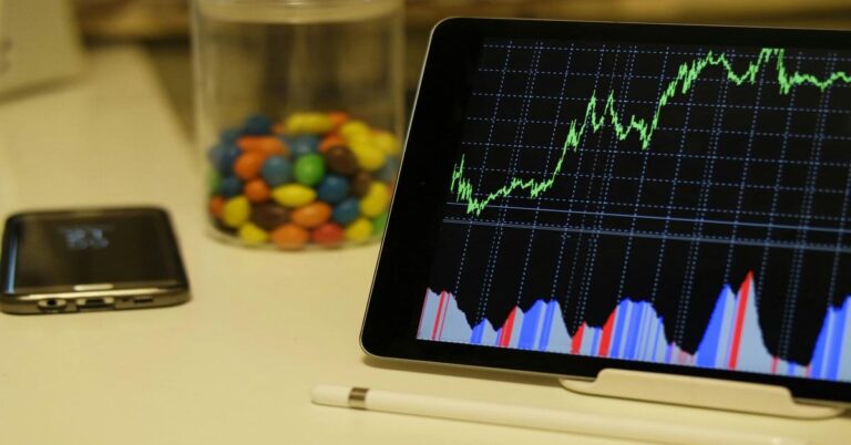 U.S. GDP Growth: Are We Headed for a Recession or Recovery?